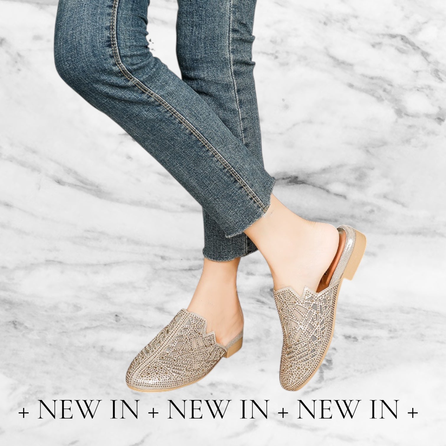 Sparkle Cutout Mule Slides – Gold
